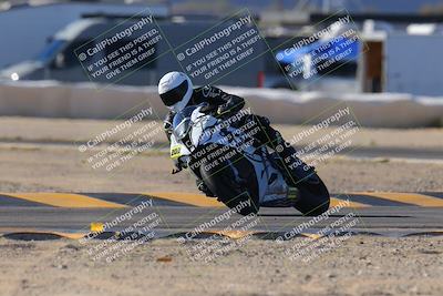 media/Dec-17-2023-CVMA (Sun) [[bf0c04832d]]/Race 2 Amateur Supersport Open/